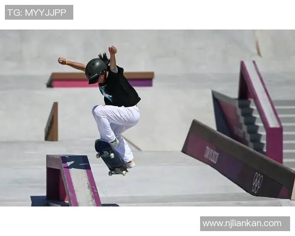 武汉滑板队在滑板精英赛中的灵活性表现与战术分析